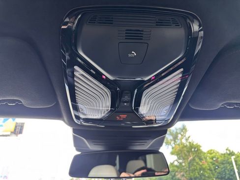 Used 2025 BMW X5 M60i AWD/4WD image 37