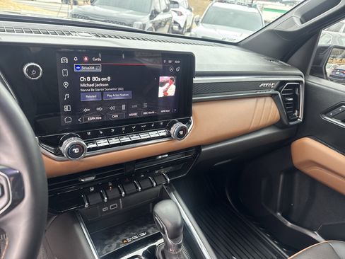 Used 2024 GMC Canyon AT4 w/ AT4 Premium Package image 29