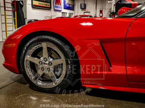 Used 2007 Chevrolet Corvette Coupe RWD image 31