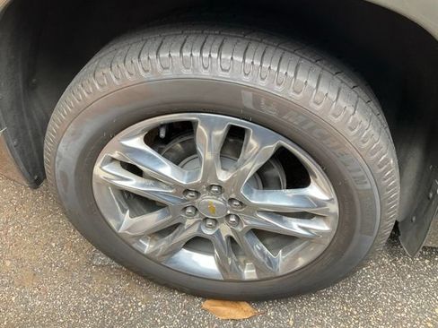Used 2020 Chevrolet Traverse High Country w/ LPO, Floor Liner Package FWD image 12