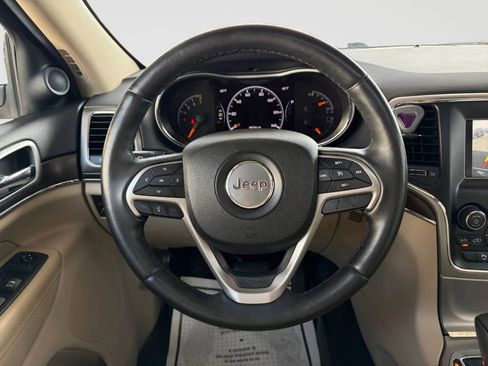 Used 2018 Jeep Grand Cherokee Limited image 26