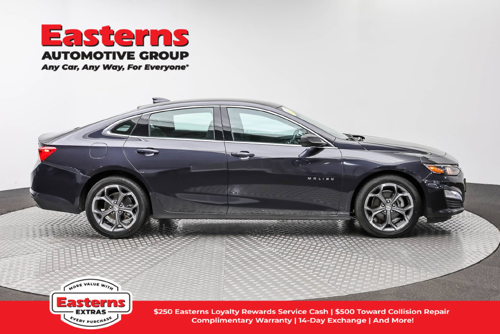 Used 2023 Chevrolet Malibu LT FWD image 5