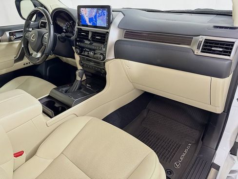 Used 2023 Lexus GX 460 Premium w/ Premium Package AWD/4WD image 30