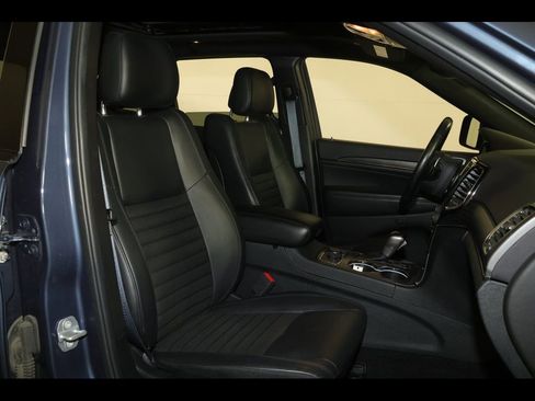 Used 2020 Jeep Grand Cherokee Limited X image 30