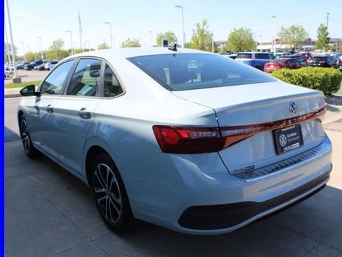 Used 2025 Volkswagen Jetta Sport FWD image 4