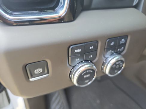 Used 2024 GMC Sierra 1500 Denali image 21