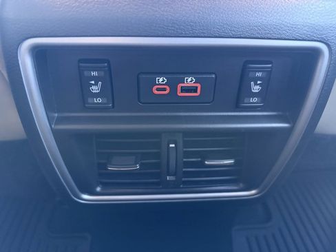 Certified 2023 Nissan Murano Platinum w/ Cargo Package image 31