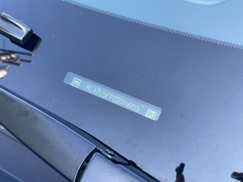 Used 2025 Buick Envista Sport Touring image 29