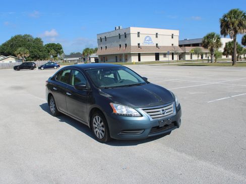 Used 2013 Nissan Sentra FE+ SV FWD image 15