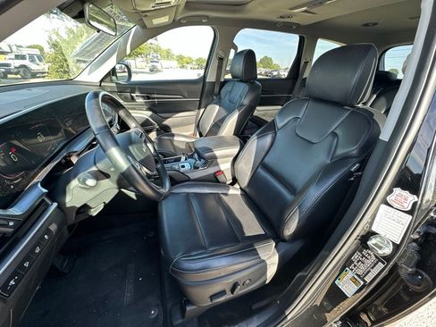 Used 2025 Kia Telluride S AWD/4WD image 10