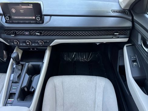 Used 2024 Honda Accord EX image 28