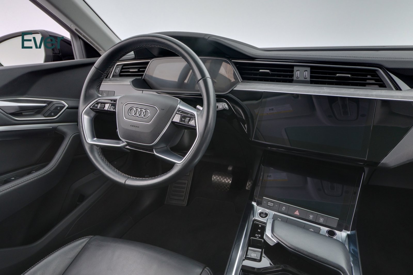 Used 2024 Audi Q8 e-tron Premium Plus AWD/4WD image 25