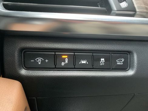 Used 2022 Kia Telluride SX w/ SX Prestige Package image 24