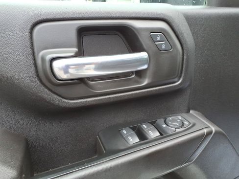 Used 2024 Chevrolet Silverado 2500 Custom w/ Custom Convenience Package AWD/4WD image 22
