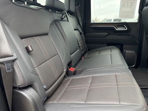 Certified 2025 Chevrolet Silverado 2500 High Country image 16