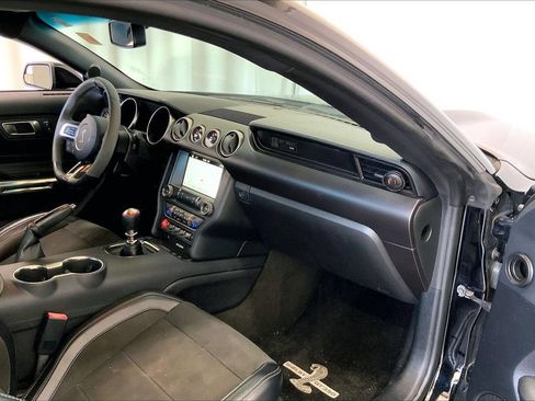 Used 2017 Ford Mustang Shelby GT350 RWD image 28