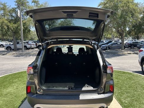 Certified 2020 Ford Escape SE FWD image 5