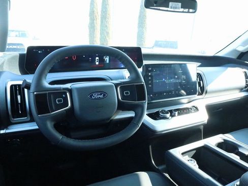 New 2026 Ford Expedition Max Active AWD/4WD image 2