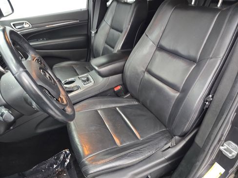 Used 2018 Jeep Grand Cherokee Limited image 15