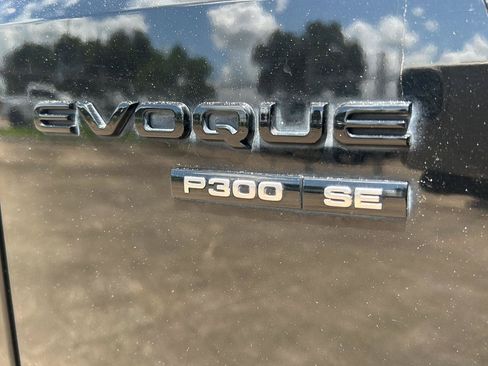 Used 2020 Land Rover Range Rover Evoque R-Dynamic SE AWD/4WD image 34