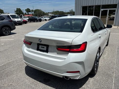 Used 2025 BMW 330i Sedan w/ Convenience Package RWD image 9