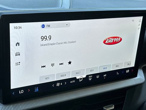 Used 2025 Ford Explorer ST image 19