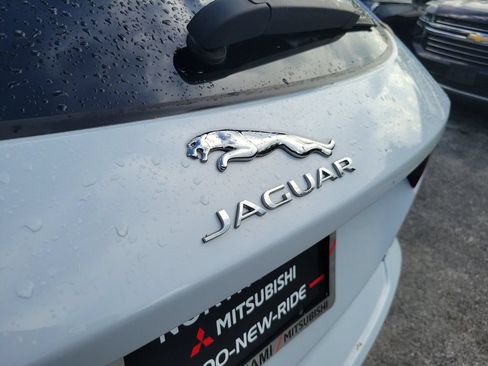 Used 2020 Jaguar E-PACE SE AWD/4WD image 10