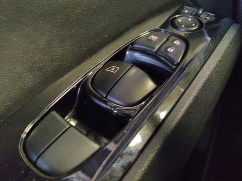 Used 2023 Nissan Altima 2.5 SV FWD image 27