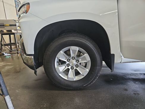 Used 2021 Chevrolet Silverado 1500 LT RWD image 31