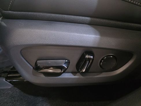 New 2026 Lexus TX 500h AWD w/ Technology Package image 28