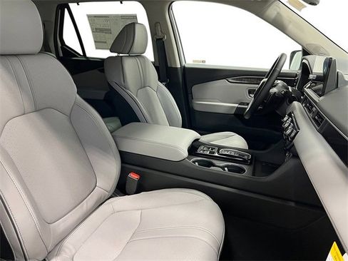 New 2025 Honda Pilot Elite image 42