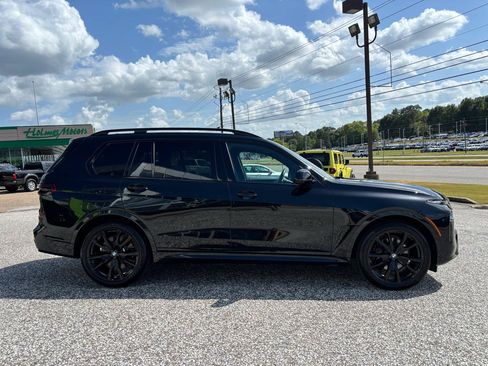 Used 2025 BMW X7 M60i w/ Executive Package AWD/4WD image 8