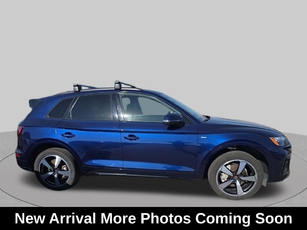 Used 2023 Audi Q5 2.0T Premium Plus w/ Premium Plus Package AWD/4WD image 3