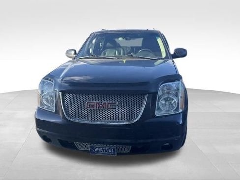 Used 2014 GMC Yukon XL Denali AWD/4WD image 3