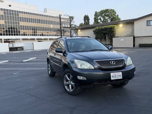 Used 2004 Lexus RX 330 FWD image 2