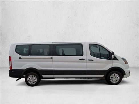 Used 2024 Ford Transit 350 XLT image 4