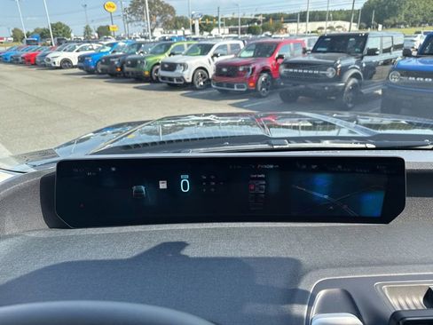 New 2025 Ford Expedition Max Active image 27