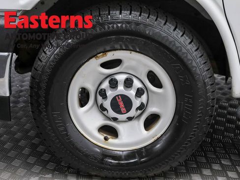 Used 2020 GMC Savana 2500 w/ Driver Convenience Package image 27