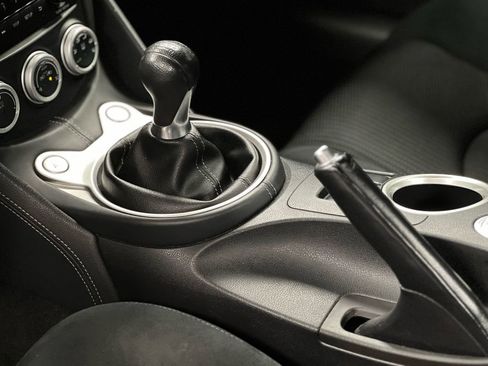 Used 2017 Nissan 370Z Touring image 26