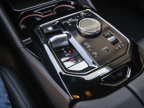 New 2026 BMW 540i xDrive w/ M Sport Package image 16