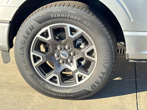 Used 2024 Ford F150 STX image 29