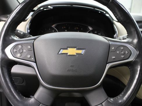Used 2022 Chevrolet Traverse LT w/ LT Premium Package AWD/4WD image 52