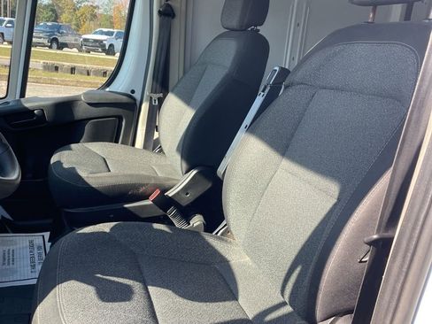 Used 2022 RAM ProMaster 2500 image 5
