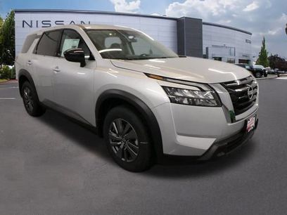 New 2025 Nissan Pathfinder S