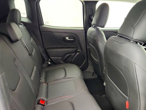 Used 2022 Jeep Renegade Trailhawk AWD/4WD image 24