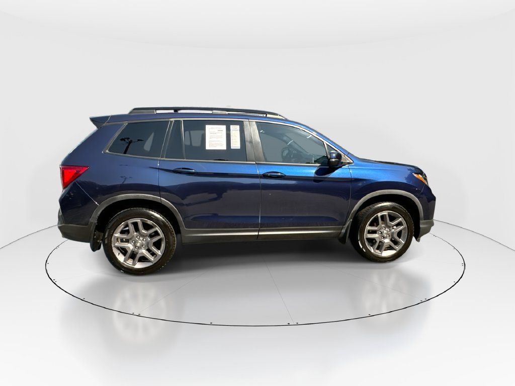 Used 2023 Honda Passport EX-L image 9