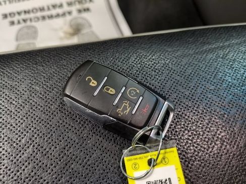 Used 2022 RAM 1500 Laramie AWD/4WD image 29