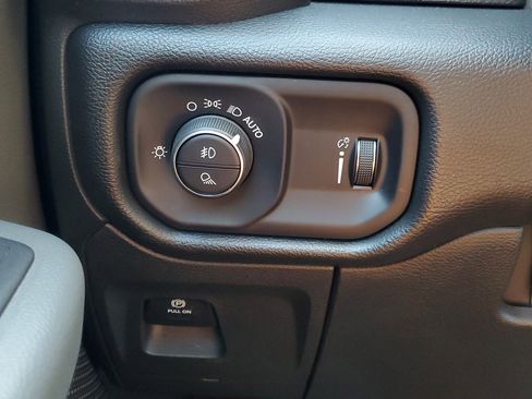 Used 2023 RAM 1500 Big Horn image 29