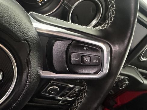 Used 2022 Jeep Wrangler Unlimited Sahara w/ Dual Top Group AWD/4WD image 7