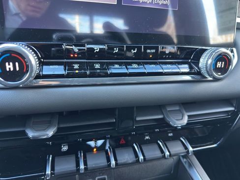 New 2026 GMC Canyon Elevation w/ Convenience Package image 16